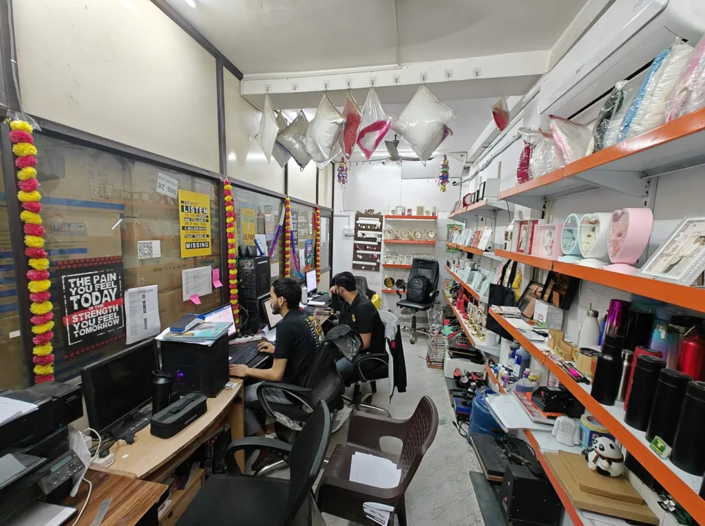 Motivate Box Delhi Inside