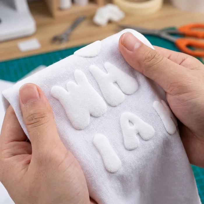 White Puff Heat Transfer Vinyl MB0VL029 Functional Interaction