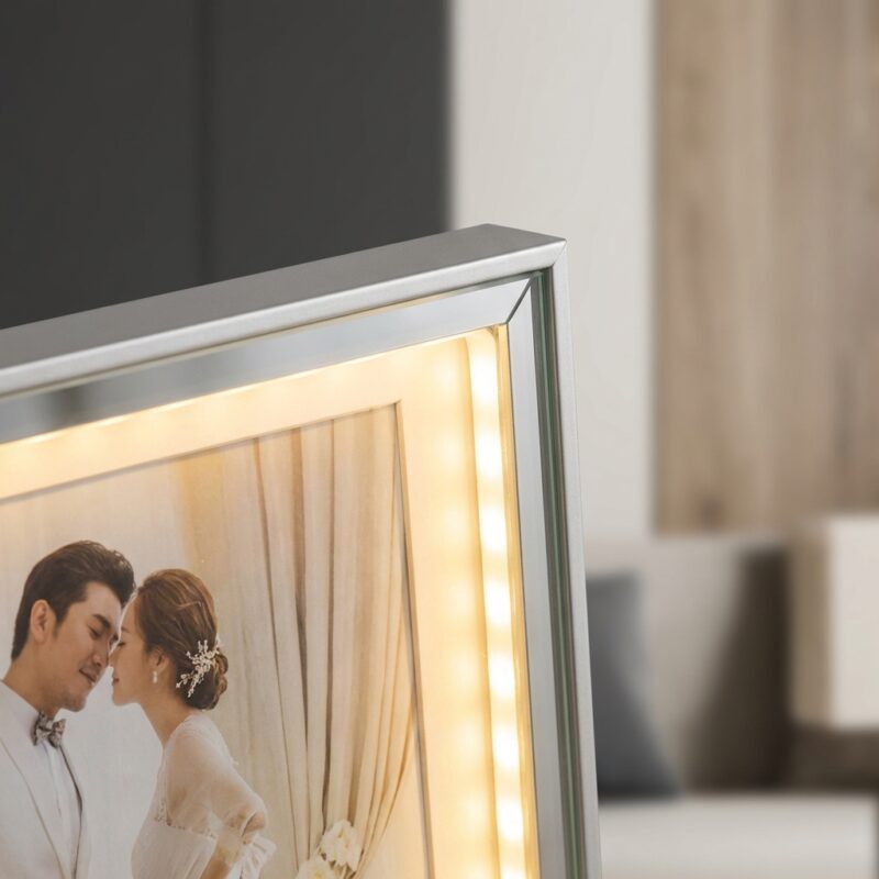 Led Photo Frame 12×9 Inches MB0PF009 Material Craftsmanship Led Photo Frame 12x9 Inches MB0PF009 Material Craftsmanship