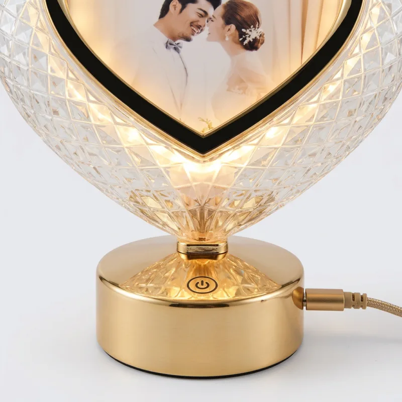 Crystal Led Full Heart Lamp MB0PF085 Led Base Functionality